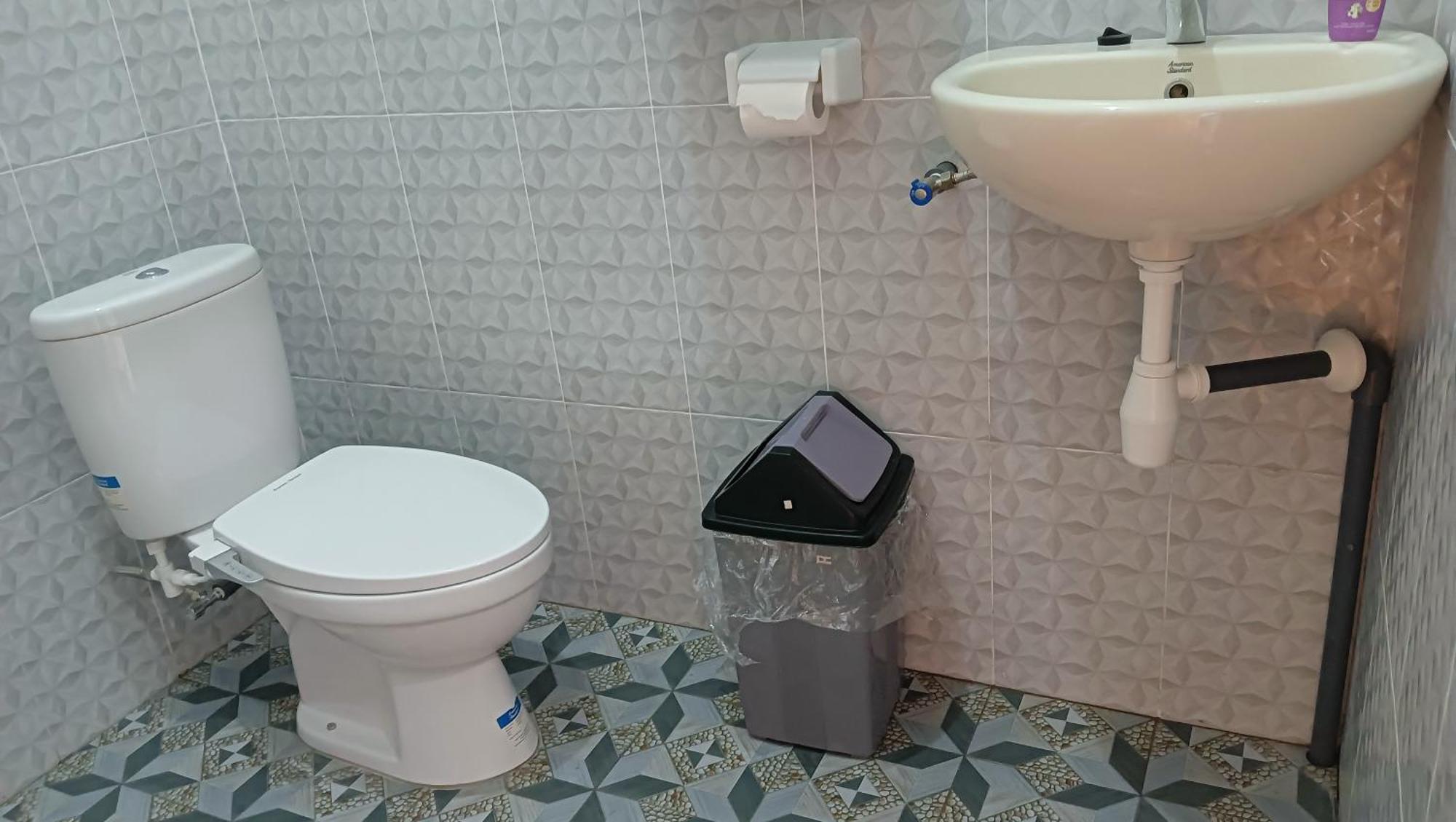 Buda'S Homestay Lemukih Pabean Buleleng Exteriör bild